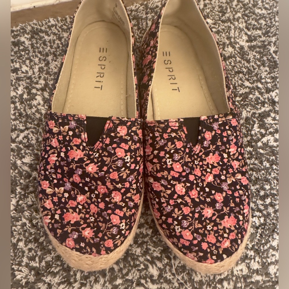 Esprit Floral Espadrilles Size 7